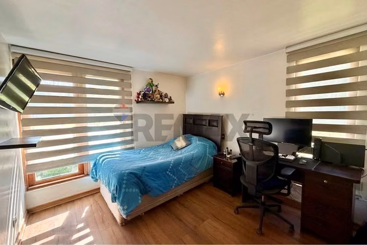 "amplia casa con segunda vivienda, en talagante"