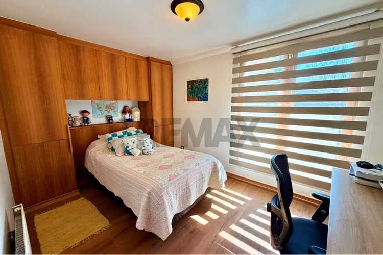 "amplia casa con segunda vivienda, en talagante"