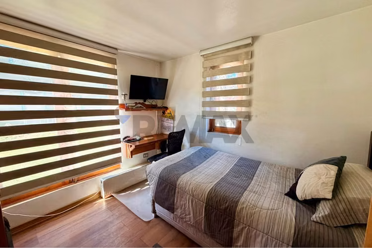 "amplia casa con segunda vivienda, en talagante"