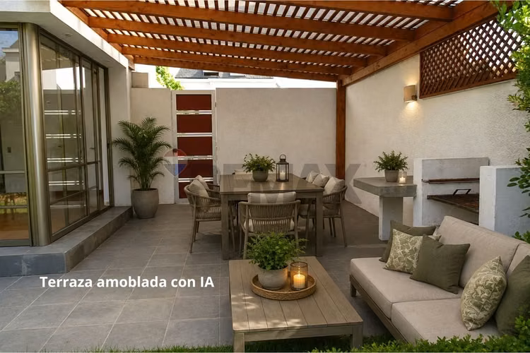 Casa en condominio en la reina alta 5d/4b