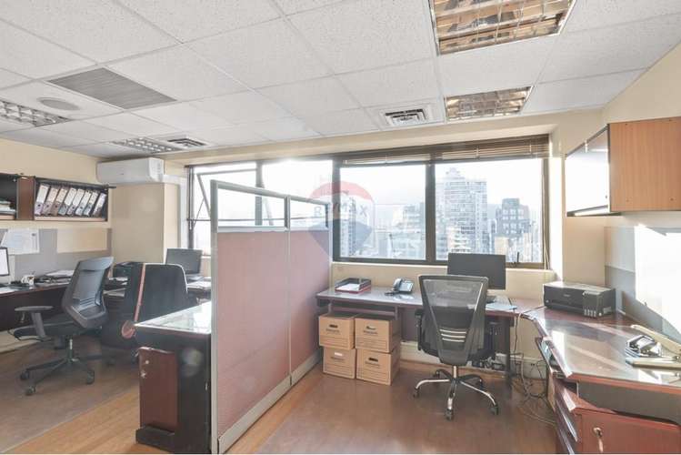 Oficina 95 m2 a pasos metro manuel montt - Imagen 8