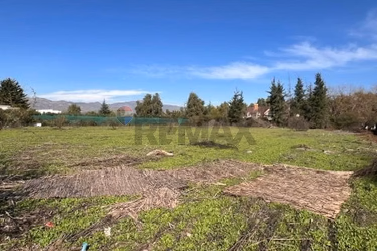 Venta terreno chicureo urbanizado luz y agua