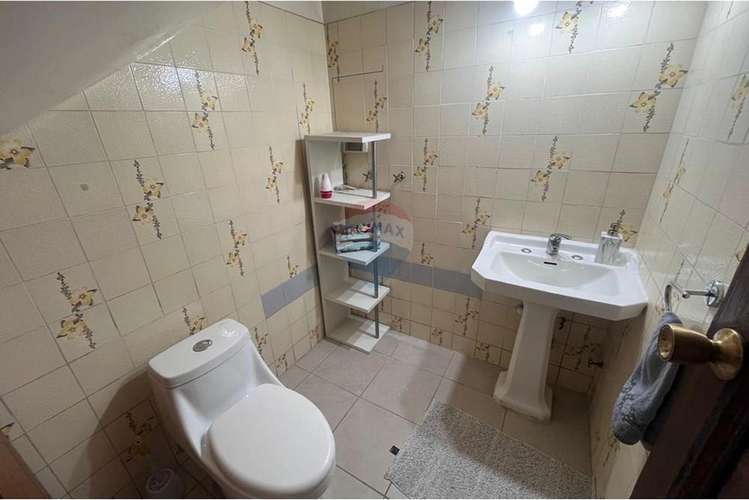 Casa, 5h, 2 baños y 1/2  yungay - Imagen 14