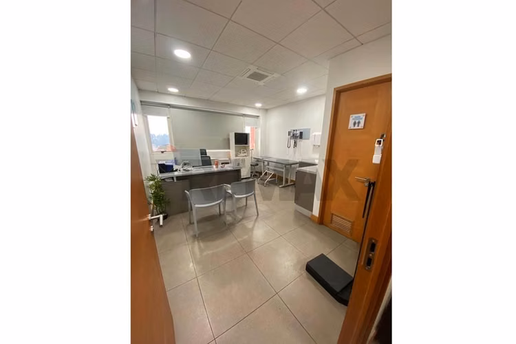 Se vende oficina consulta medica - Imagen 6