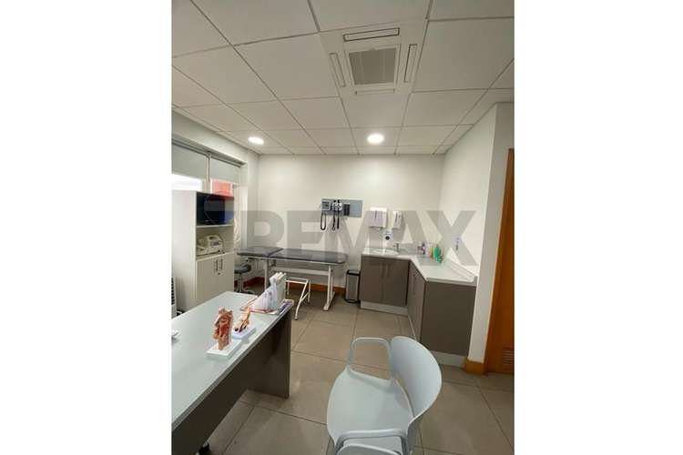 Se vende oficina consulta medica - Imagen 12