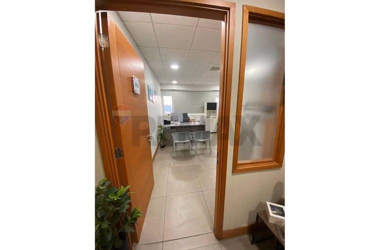 Se vende oficina consulta medica - Imagen 5
