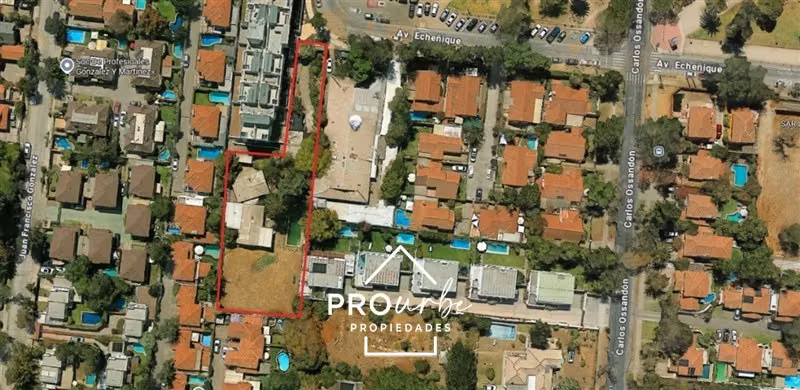 Sitio en venta en La Reina