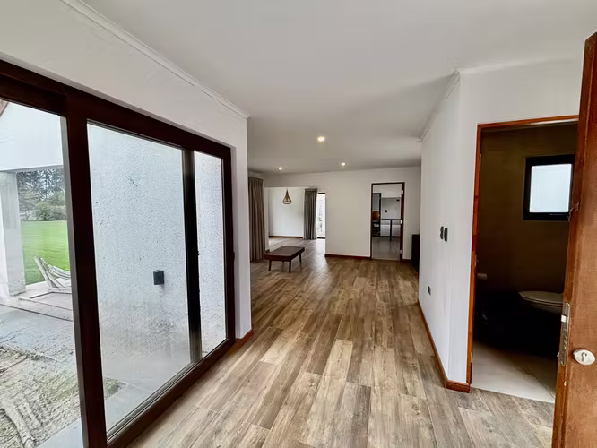 PRECIOSA CASA EN PARCELA DENTRO DE SEGURO CONDOMINIO
