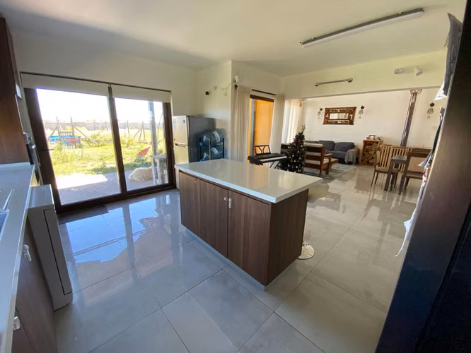 VENDO CASA EN LOTEO LAUREL DE ORO CAMINO A COIHUECO KM 7,5