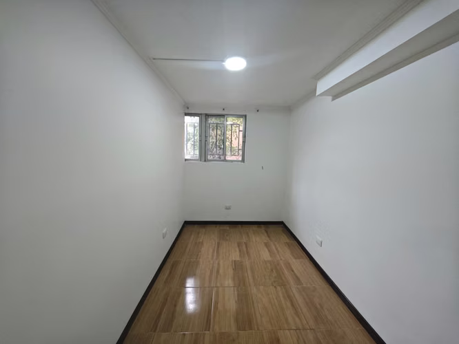 ARRIENDO DPRO 3 DOR 1 BAÑO 1 ESTACIONAMIENTO CALLE EJERCITO - Imagen 12