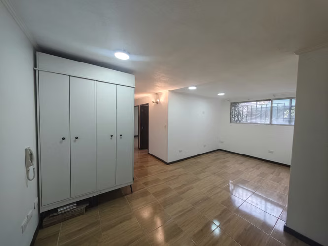 ARRIENDO DPRO 3 DOR 1 BAÑO 1 ESTACIONAMIENTO CALLE EJERCITO