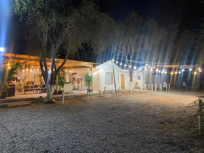 Parcela de 5.000 m² , La Huayca — con cabañas, piscina