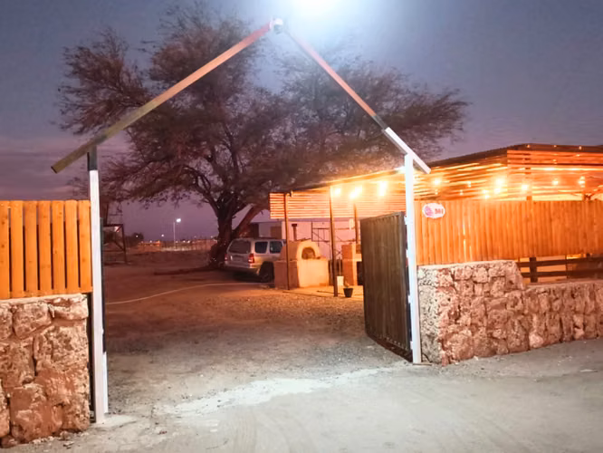 Parcela con casa lista en La Huayca – Confort y autonomía