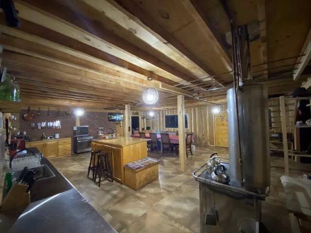 En venta Terreno 3 hectareas con Casa amplia