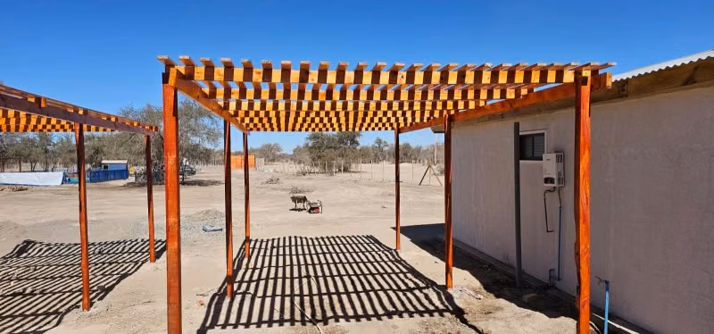 En venta Parcela con cabañas amobladas. La Tirana.
