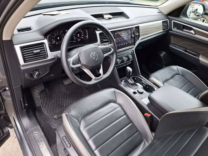 VOLKSWAGEN ATLAS 2024