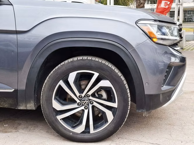 VOLKSWAGEN ATLAS 2024