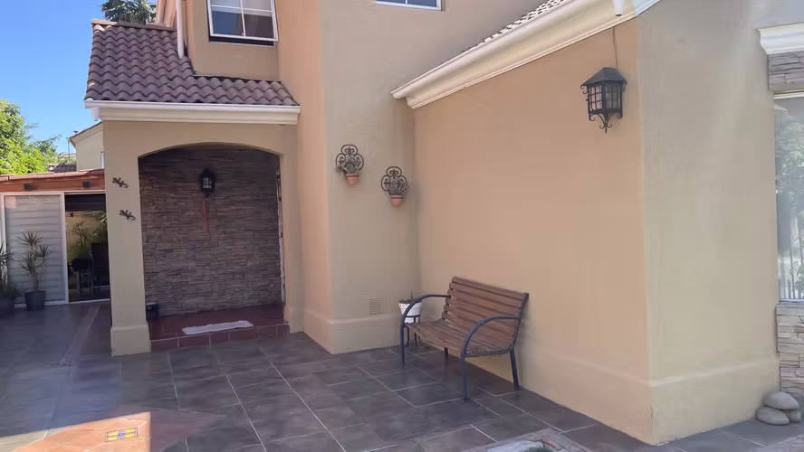 EXCELENTE CASA EN VALLE LO CAMPINO - Imagen 2