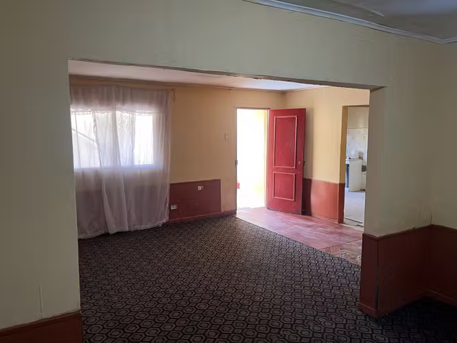 Venta casa  Esquina cancha rayada 160 MT2