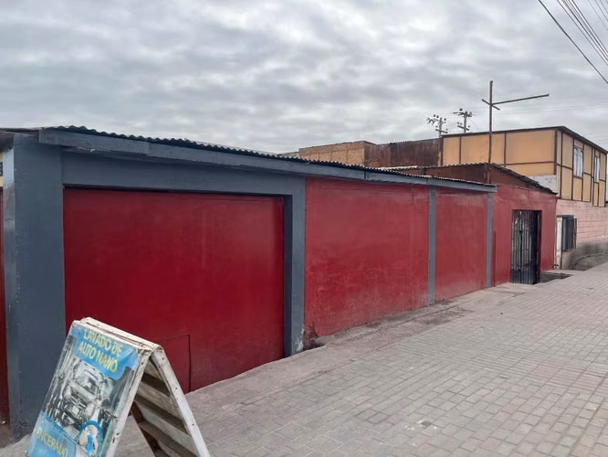 Venta casa  Esquina cancha rayada 160 MT2