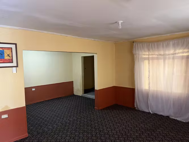 Venta casa  Esquina cancha rayada 160 MT2