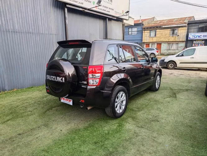 SUZUKI GRAND NOMADE GLX 4x4 2016 - Imagen 5