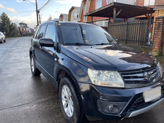 Suzuki Grand Nomade GLX 2.4 4x4 - Imagen 2