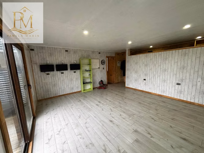 Hermosa Casa en venta con Parcela de 5000 vista al mar Dalcahue