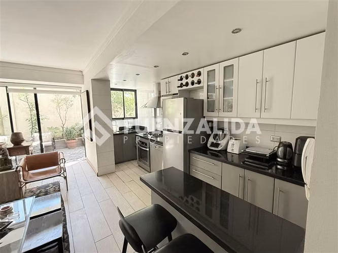 Hermoso Departamento con patio, en venta de 3 dorm. El Golf - Imagen 22