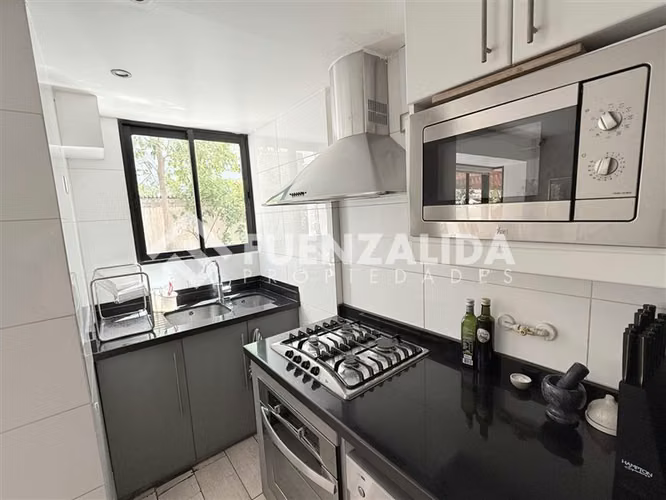 Hermoso Departamento con patio, en venta de 3 dorm. El Golf - Imagen 19