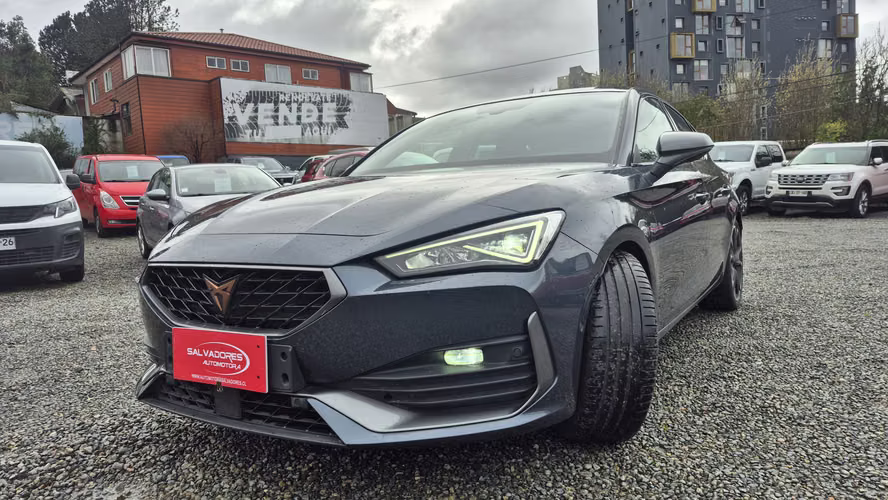 CUPRA LEON  2025