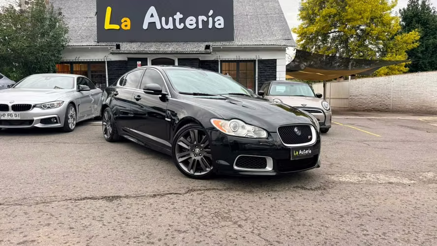 Jaguar XF 5.0 Supercharged (2010)