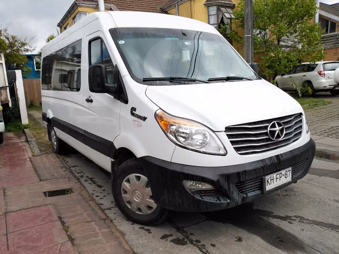 Vendo mi minibus JAC para 14 personas