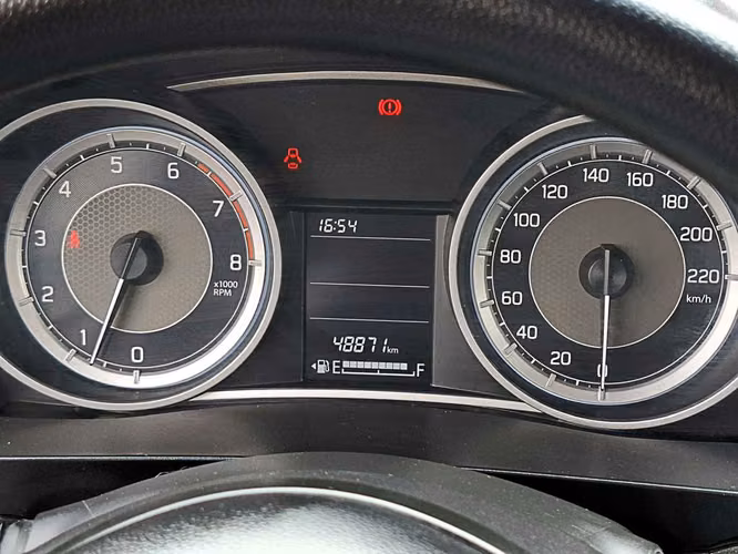 SUZUKI DZIRE 2024