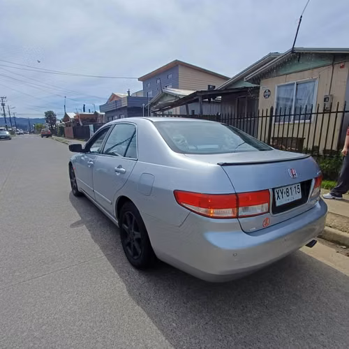 Honda Accord - Imagen 3