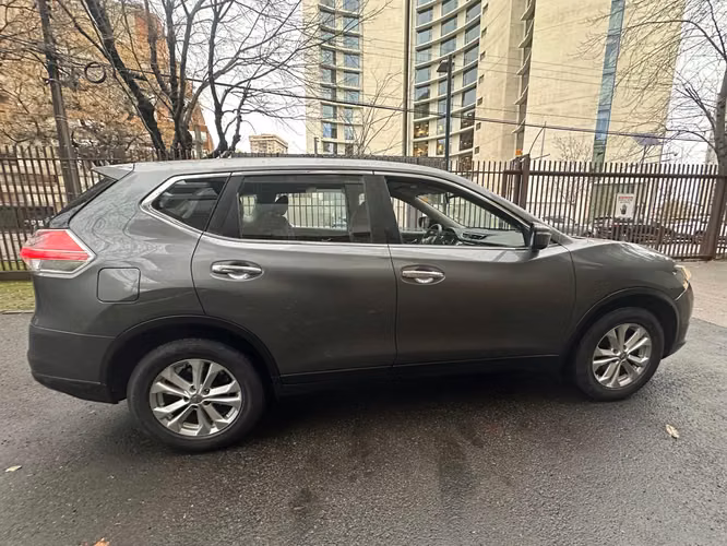 UNICO DUEÑO Nissan X-Trail 2.5 SENSE 4X2 2F CVT AT 5P