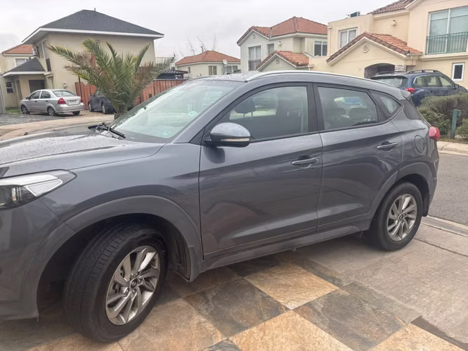  HYUNDAI TUCSON TL 2.0 AUTOMÁTICA – AÑO 2018