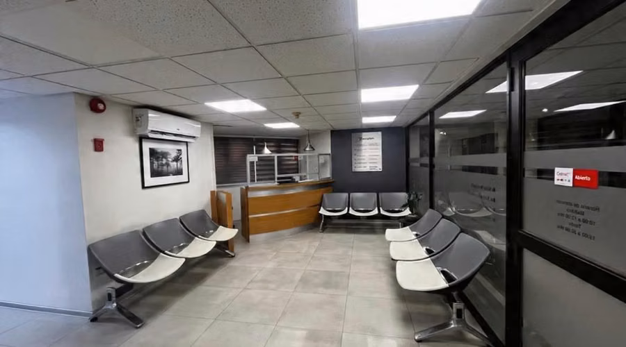 Vendemos Excelente Consulta Médica En Consolidado Edificio Calle Dinamarca, Temuco. - Imagen 4