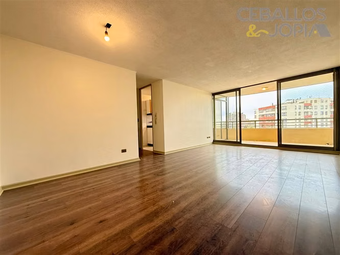 Departamento en venta de 4 dorm. en Viña del Mar