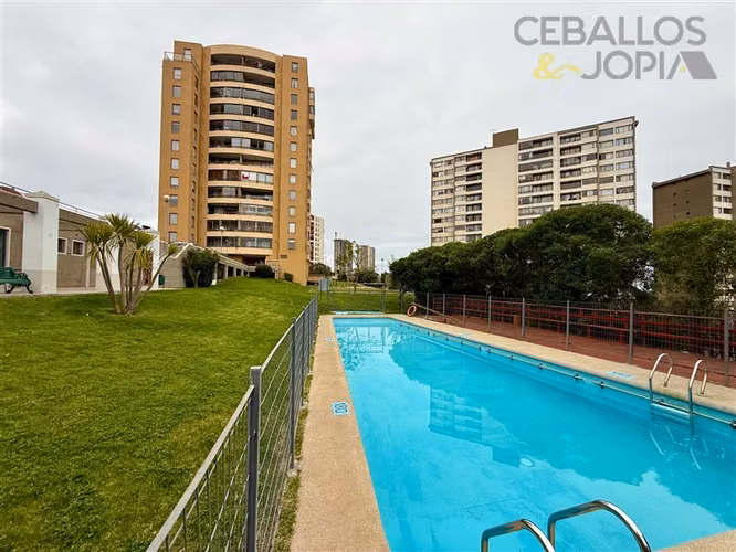 Departamento en venta de 4 dorm. en Viña del Mar