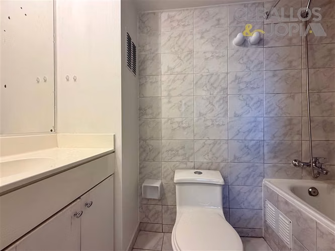 Departamento en venta de 4 dorm. en Viña del Mar