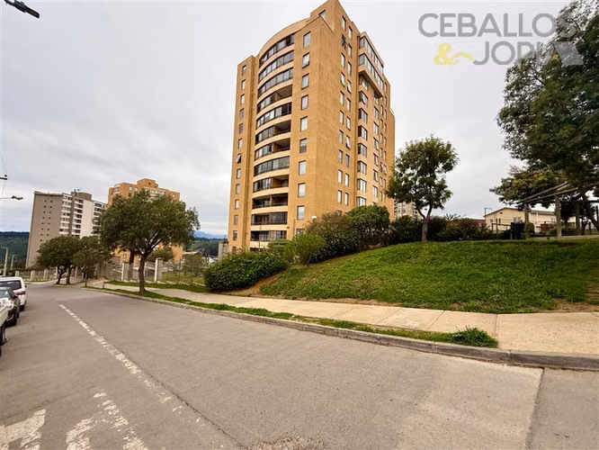 Departamento en venta de 4 dorm. en Viña del Mar
