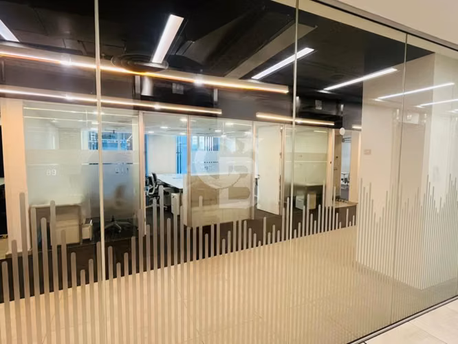 Moderna oficina a pasos del Metro Escuela Militar