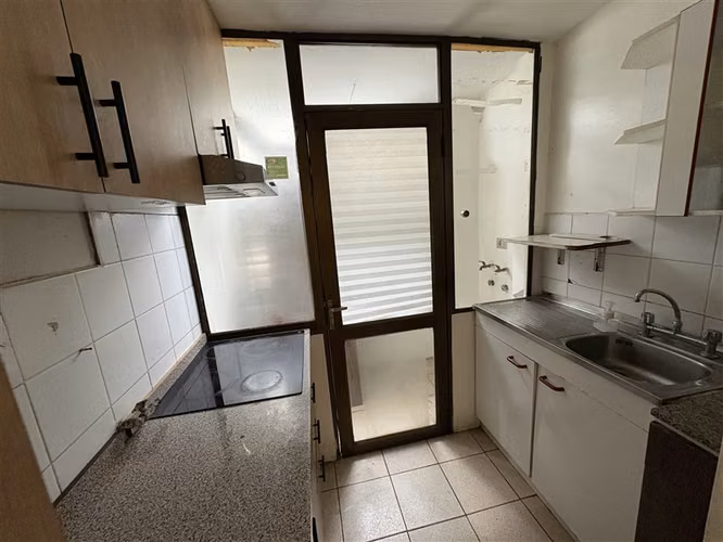 Departamento para REMODELAR en venta de 3 dorm. Las Condes - Imagen 12
