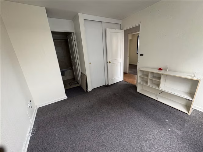 Departamento para REMODELAR en venta de 3 dorm. Las Condes - Imagen 10