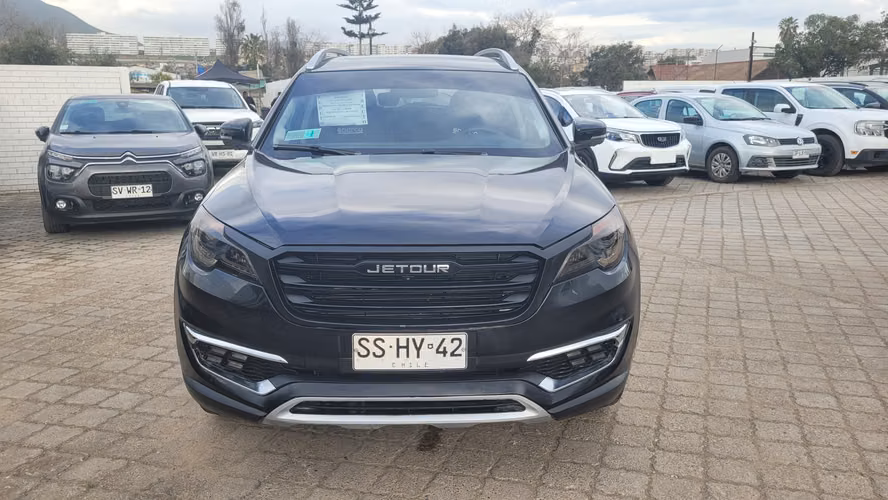 Jetour X70 1.5 FULL AUT. 1.5 • 4x2 • mecánico • 2024