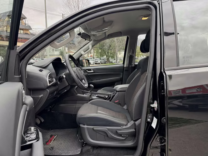 FOTON G7 DIESEL 2.0 MEC 6 VEL SOLO 4.000 KM DESCUENTA IVA VER EN LAS CONDES 2026