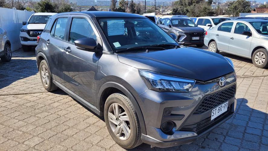 Toyota RAIZE CVT 1.2 FULL AUT. 1.2 • 4x2 • Automática • 2023