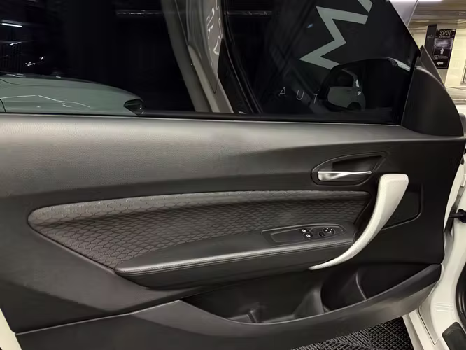 bmw 116i hatchback 1.6 at 2 puertas 2014