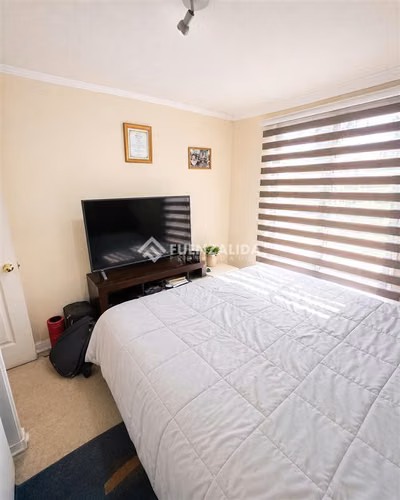 Casa en arriendo de 4 dorm. 4 baños en Maipú